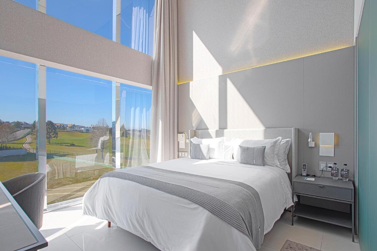 Suryaa Hotel Pinhais, Curio Collection By Hilton Εξωτερικό φωτογραφία