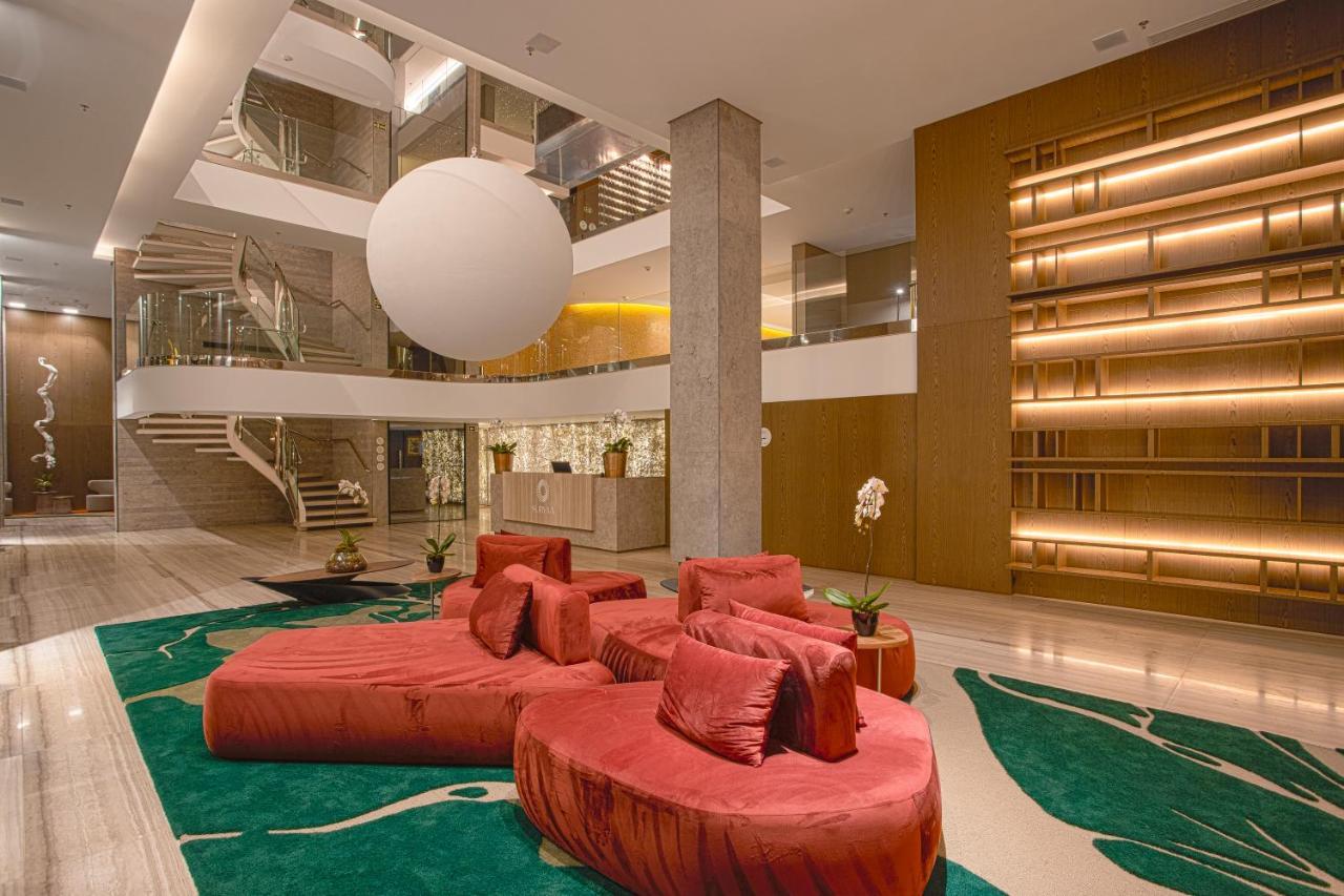 Suryaa Hotel Pinhais, Curio Collection By Hilton Εξωτερικό φωτογραφία