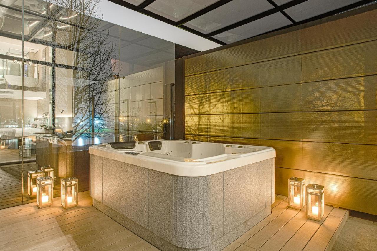 Suryaa Hotel Pinhais, Curio Collection By Hilton Εξωτερικό φωτογραφία